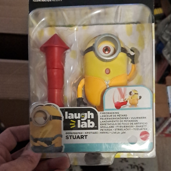 Mattel Laugh Lab Minion with Rocket - Yellow and Red - Picture 1 of 3